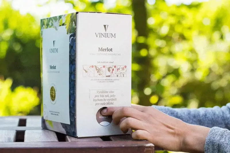 jak otevřít Bag in Box víno v krabici